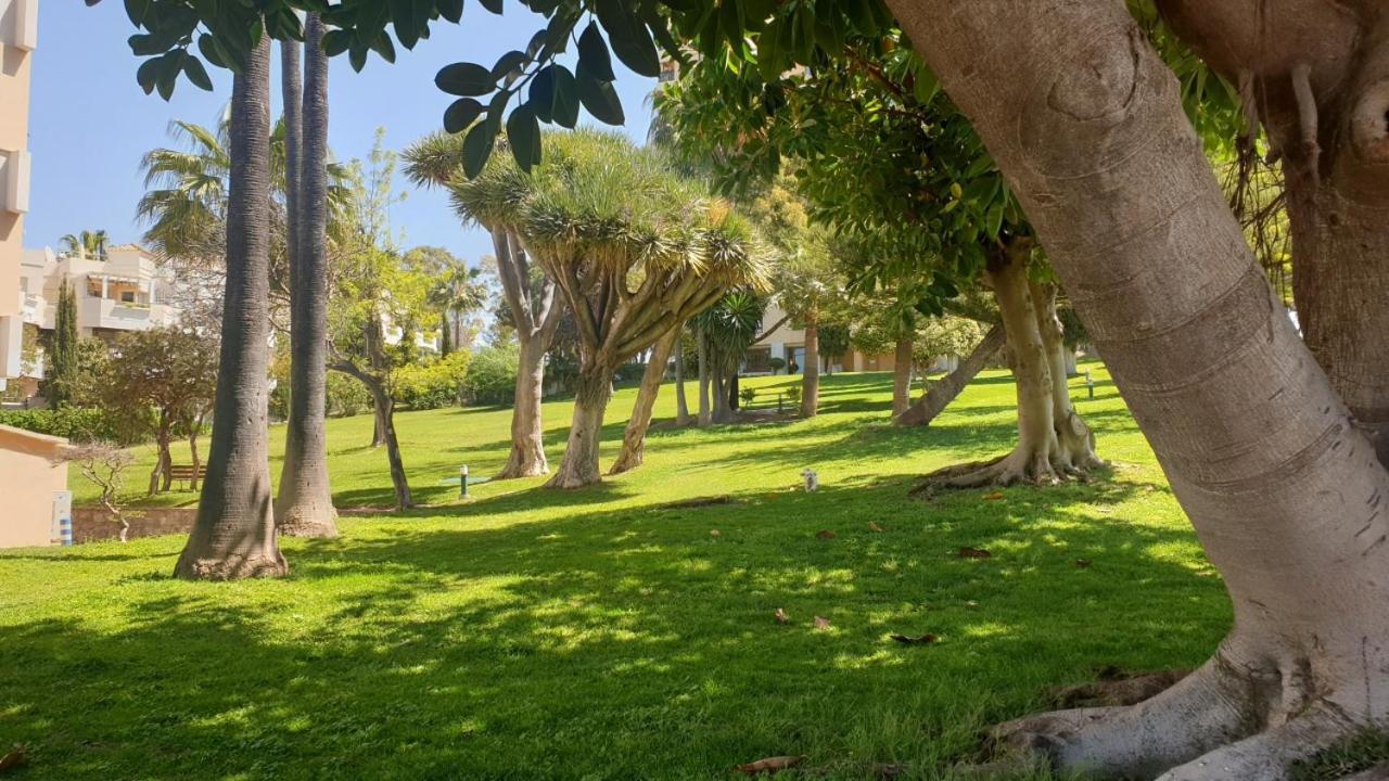 Apartament Torres De Aloha 2 Bdr Puerto Banus Marbella Zewnętrze zdjęcie