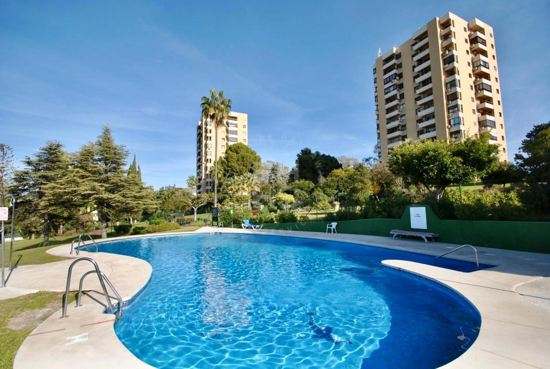 Apartament Torres De Aloha 2 Bdr Puerto Banus Marbella Zewnętrze zdjęcie